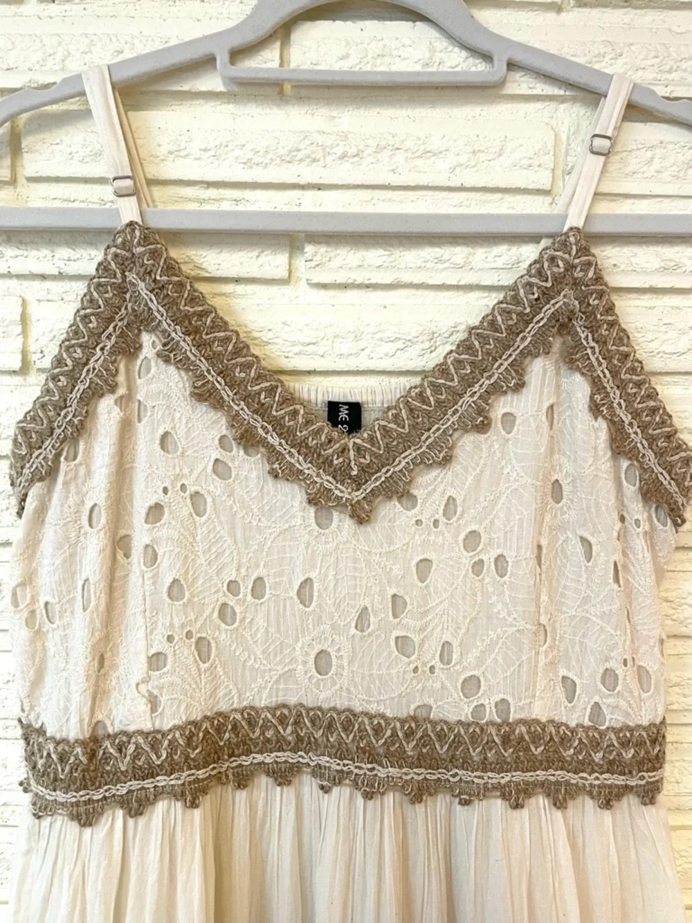 Me 2 Magic Anthropologie Tiered Maxi Dress Cotton Eyelet Size L Boho Coastal - Picture 4 of 11